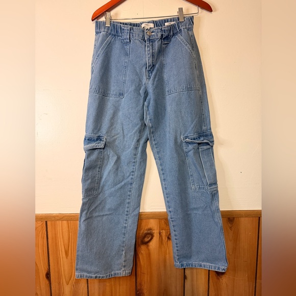 Forever 21 Pants - Forever 21 Women's Light Blue Cargo Jumpsuit